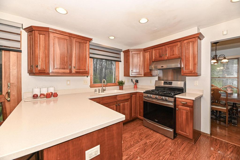 property-img
