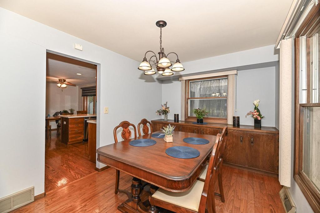 property-img
