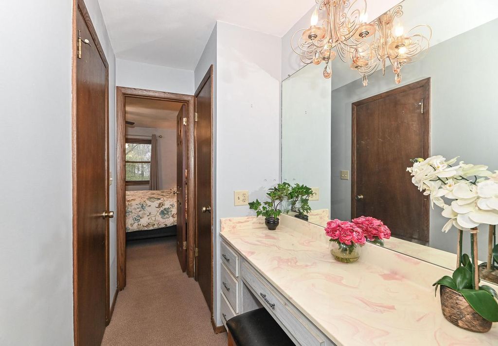 property-img