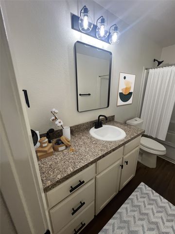 4639 Williams Road 110, Benbrook, TX 76116