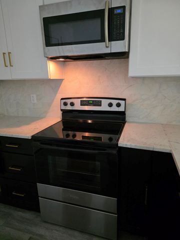 218 Redwood Street, Mesquite, TX 75181