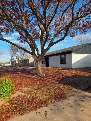 218 Redwood Street, Mesquite, TX 75181