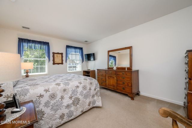 21 Catalina Avenue, Barnegat, NJ 08005