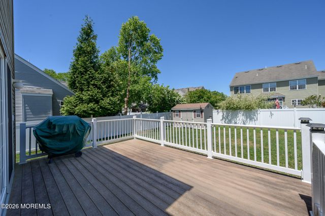 21 Catalina Avenue, Barnegat, NJ 08005