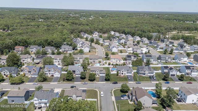 21 Catalina Avenue, Barnegat, NJ 08005