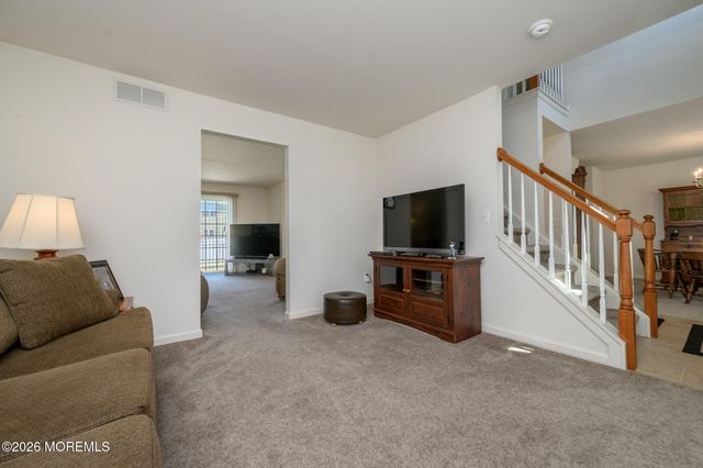 21 Catalina Avenue, Barnegat, NJ 08005