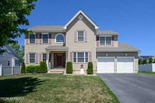 21 Catalina Avenue, Barnegat, NJ 08005