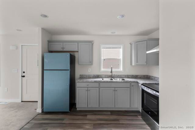 55 Sugar Street 27, Newtown, CT 06470