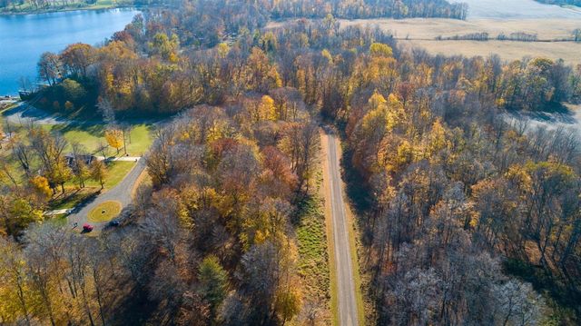 8806 Lakewood Trail, Berrien Center, MI 49102