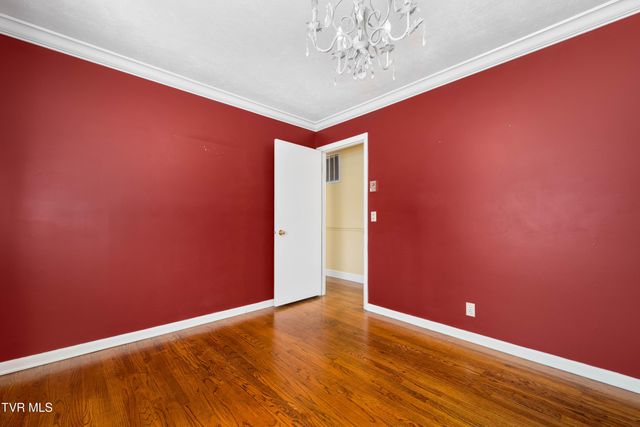 2228 Charsley Road, Kingsport, TN 37660