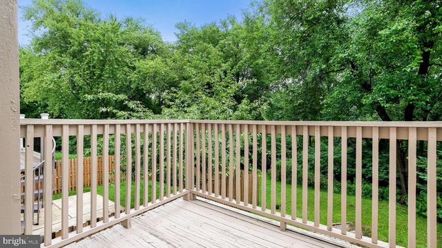 102 SANDHURST DR, Mount Laurel, NJ 08054
