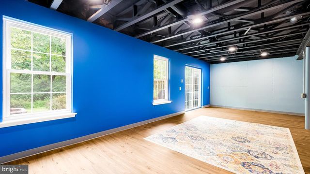102 SANDHURST DR, Mount Laurel, NJ 08054