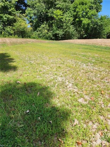 5529 Godwin BLVD, Suffolk, VA 23434