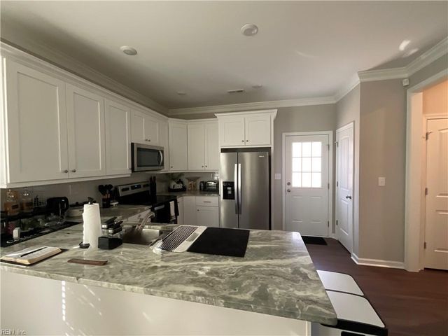 5529 Godwin BLVD, Suffolk, VA 23434