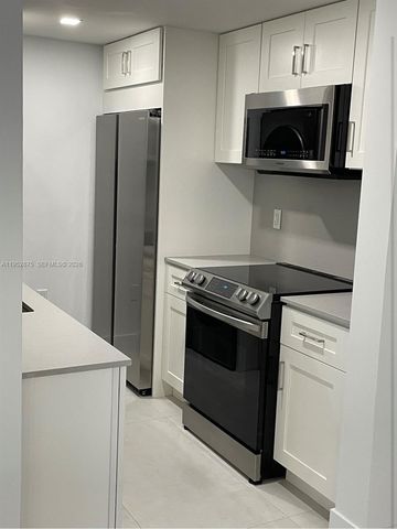 10275 Collins Ave 208, Bal Harbour, FL 33154