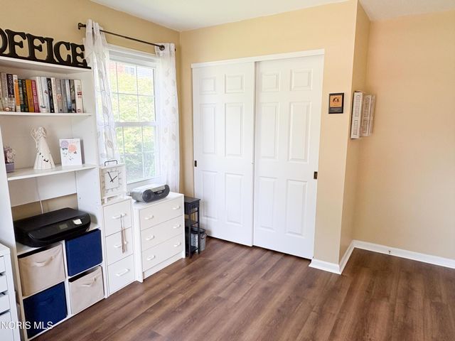 569 S Fargo Street, Oregon, OH 43616