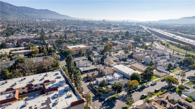 2014 Peyton Avenue, Burbank, CA 91504