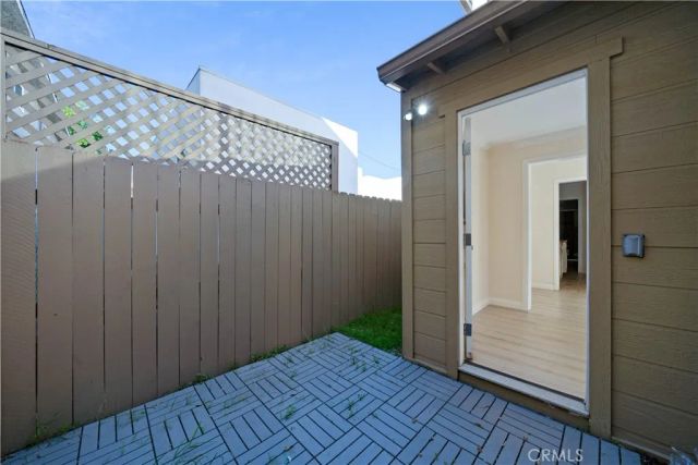 2014 Peyton Avenue, Burbank, CA 91504