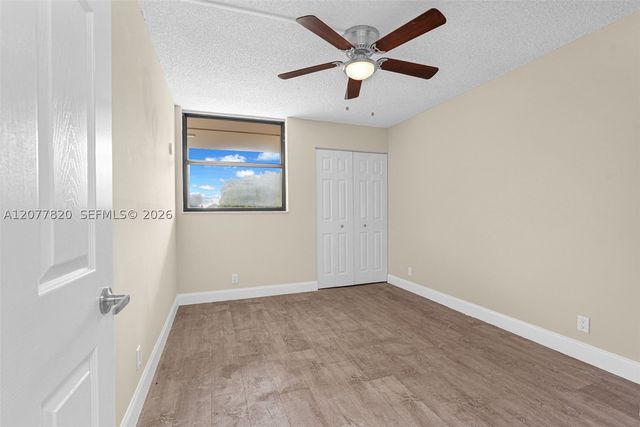 117 Lake Emerald Dr 204, Oakland Park, FL 33309