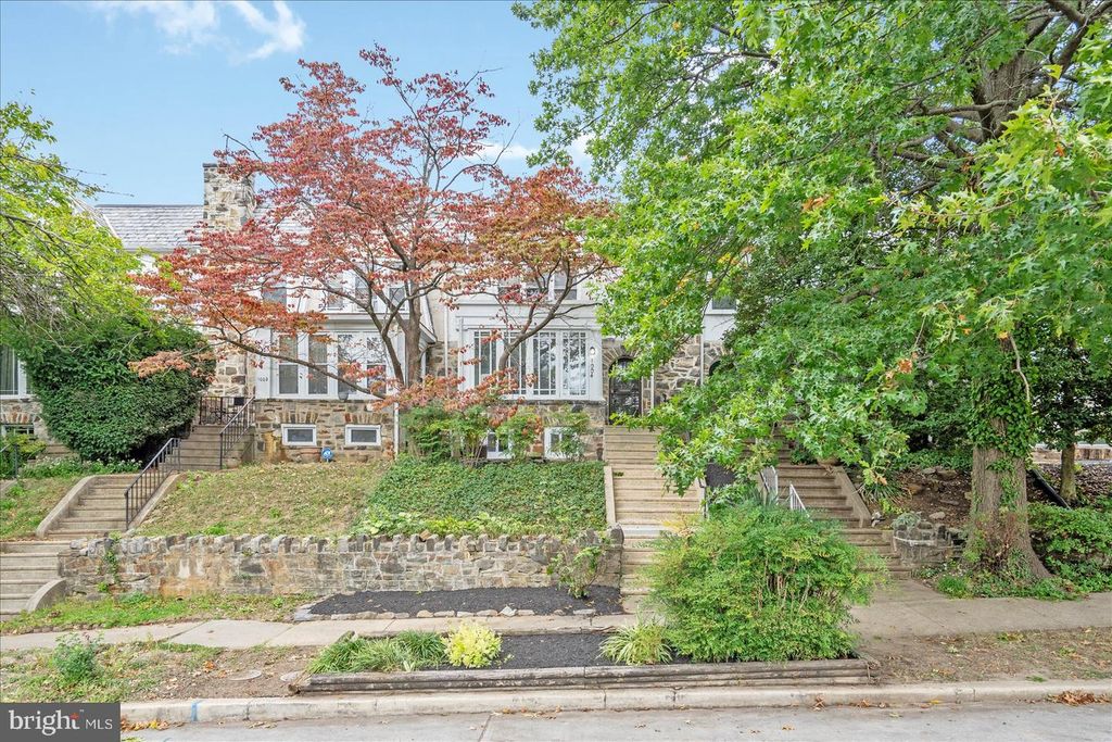 1004 E 36TH ST, Baltimore, MD 21218