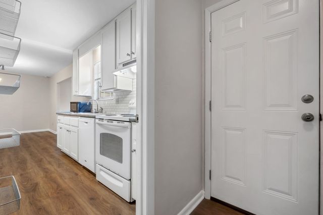 2725 Bedford Way, Tallahassee, FL 32308