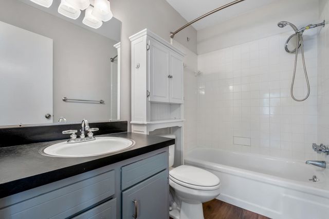 2725 Bedford Way, Tallahassee, FL 32308