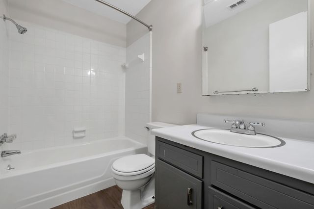 2725 Bedford Way, Tallahassee, FL 32308