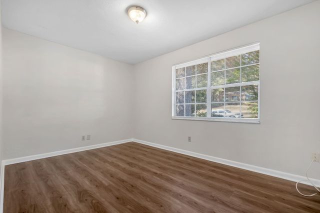 2725 Bedford Way, Tallahassee, FL 32308