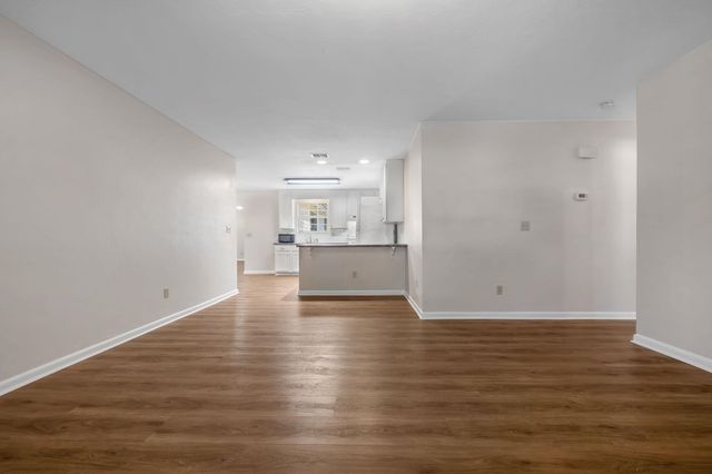 2725 Bedford Way, Tallahassee, FL 32308