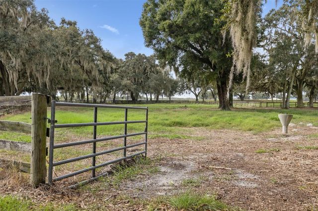 551 NE 200 AVENUE, Williston, FL 32696