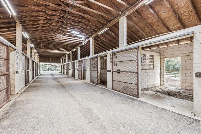 551 NE 200 AVENUE, Williston, FL 32696