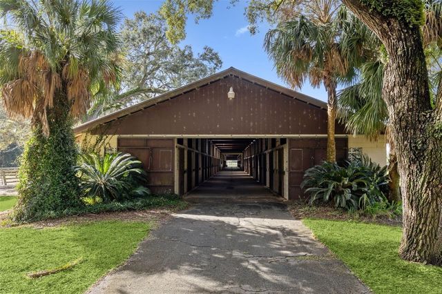 551 NE 200 AVENUE, Williston, FL 32696