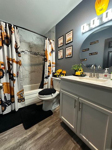 2707 Colonial Avenue, Pine Bluff, AR 71601