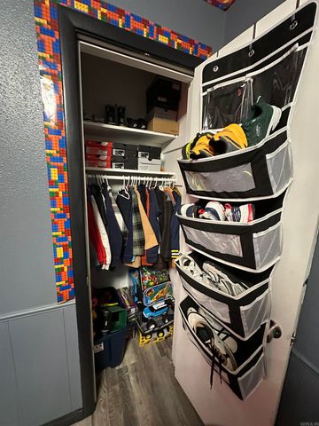 2707 Colonial Avenue, Pine Bluff, AR 71601