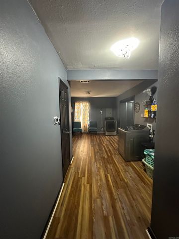 2707 Colonial Avenue, Pine Bluff, AR 71601