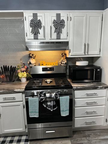 2707 Colonial Avenue, Pine Bluff, AR 71601