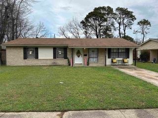 2707 Colonial Avenue, Pine Bluff, AR 71601
