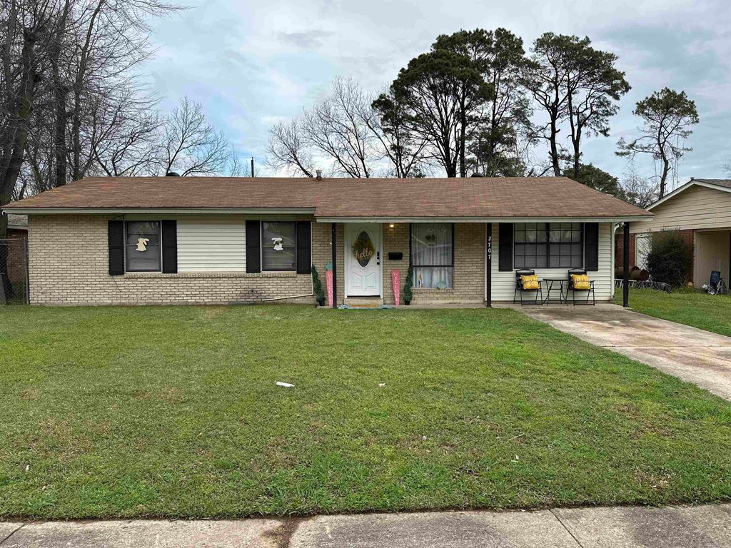 2707 Colonial Avenue, Pine Bluff, AR 71601