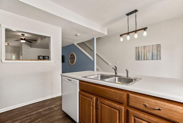 238 N 5th Terrace, Louisburg, KS 66053