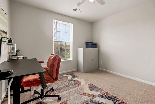238 N 5th Terrace, Louisburg, KS 66053