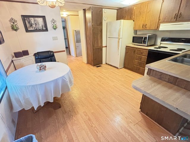 130 Howard Avenue, Prospect, CT 06712