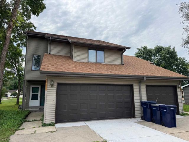 2214 Browning Drive, Janesville, WI 53546