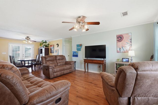 58 Elliott Rd., Greenbrier, AR 72058