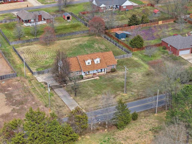 58 Elliott Rd., Greenbrier, AR 72058