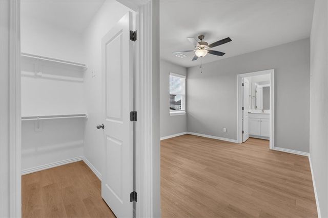 1606 Poigai Way, Bentonville, AR 72713