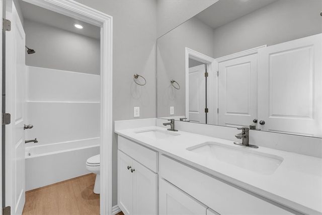 1606 Poigai Way, Bentonville, AR 72713