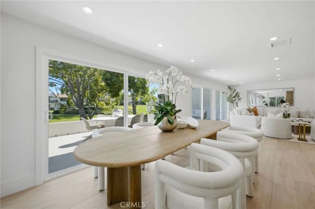 539 Vista Flora, Newport Beach, CA 92660