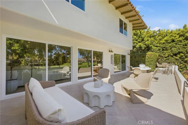 539 Vista Flora, Newport Beach, CA 92660