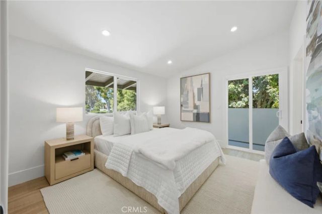 539 Vista Flora, Newport Beach, CA 92660