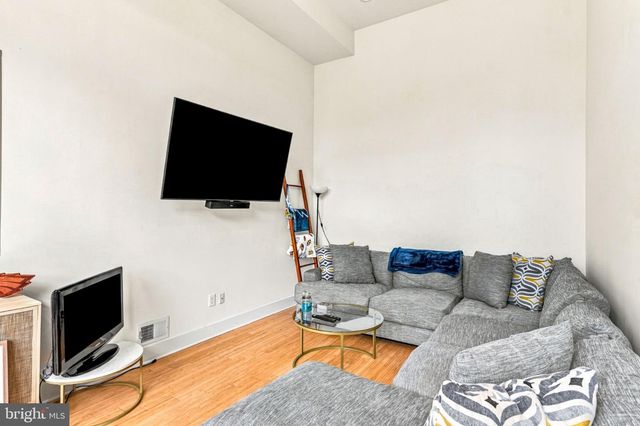 519 MONTROSE ST, Philadelphia, PA 19147